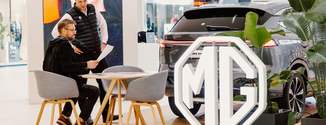 “AUTOBRAVA Motors” atver MG “pop-up” salonu tirdzniecības centrā “Spice Style”
